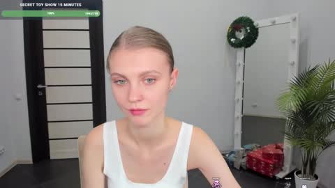 Phoebe online show from January 2025 10:26:02 AM