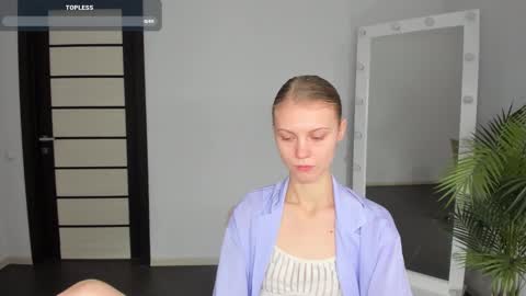 Phoebe online show from January 2025 11:19:02 AM