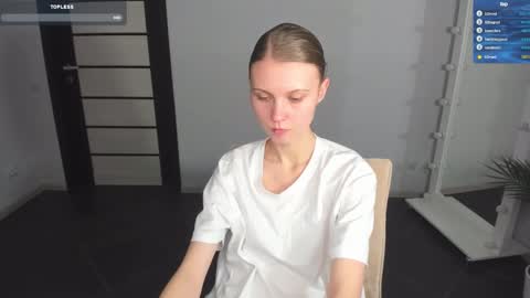 Phoebe online show from February 2025 12:21:02 PM