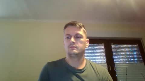 Snapshot of piercingsxxx chatting on November 2025 07:07:01 AM piercingsxxx online show from November 2025 07:07:01 AM