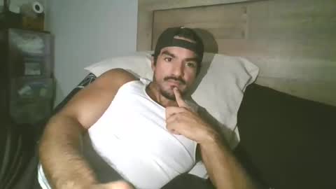 Snapshot of piggybottom299 chatting on November 2025 04:12:01 AM piggybottom299 online show from November 2025 04:12:01 AM