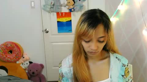 pinay beauty14 online show from January 2025 02:36:01 PM