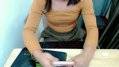 pinay_sweetgirl_ online show from October 2025 06:17:02 PM