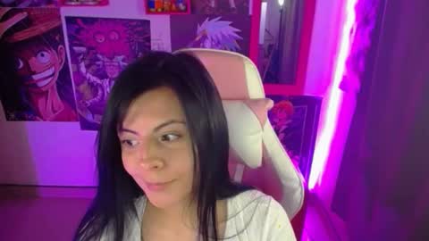 pink_yuii online show from January 2025 09:42:02 PM