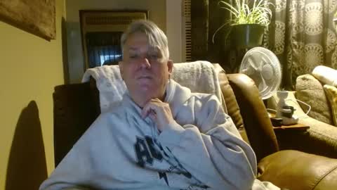 pirate334 online show from January 2025 01:24:01 AM