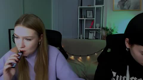 Snapshot of playful_sophie chatting on December 2024 02:17:02 PM Sophie online show from December 2024 02:17:02 PM