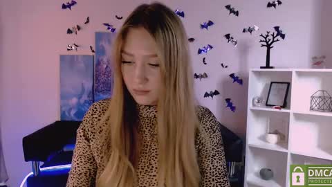 Snapshot of playful_sophie chatting on December 2024 03:16:01 PM Sophie online show from December 2024 03:16:01 PM