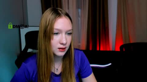 Snapshot of playful_sophie chatting on February 2025 02:37:01 PM Sophie online show from February 2025 02:37:01 PM