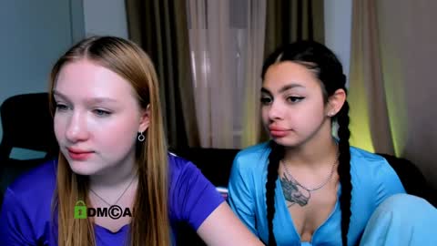 Snapshot of playful_sophie chatting on February 2025 05:51:02 PM Sophie online show from February 2025 05:51:02 PM