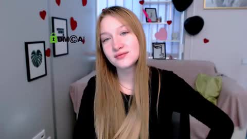 Snapshot of playful_sophie chatting on February 2025 12:37:02 PM Sophie online show from February 2025 12:37:02 PM