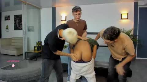   online show from September 2025 11:10:02 PM