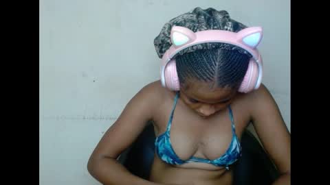 plumnjuicyx online show from February 2025 10:07:02 AM
