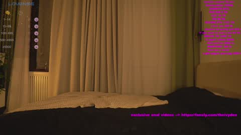 Snapshot of pocahontascb chatting on October 2025 04:13:01 PM online show from October 2025 04:13:01 PM