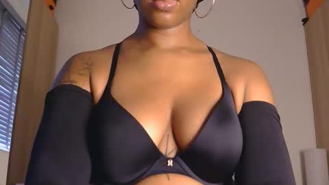 Snapshot of poleheathen chatting on November 2025 11:21:01 AM Heathen online show from November 2025 11:21:01 AM