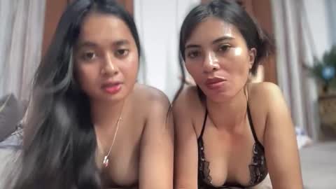 Snapshot of prettylittle_lady chatting on November 2025 12:40:02 PM prettylittle_lady online show from November 2025 12:40:02 PM