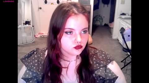 pretttypearl online show from September 2025 09:20:02 AM