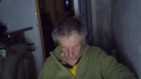 projectorepson online show from December 2025 06:35:02 PM