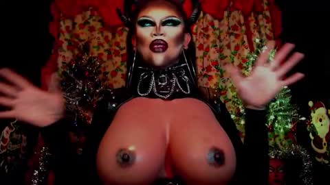 Wanda Luna online show from December 2024 03:00:01 AM