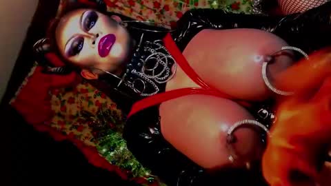 Wanda Luna online show from December 2024 02:10:01 PM