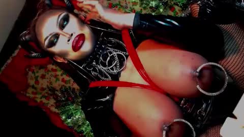 Wanda Luna online show from January 2025 12:45:01 AM
