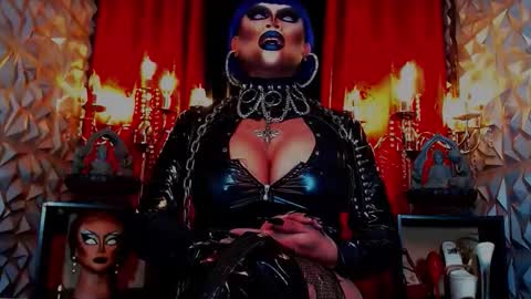 Wanda Luna online show from September 2025 06:08:02 PM