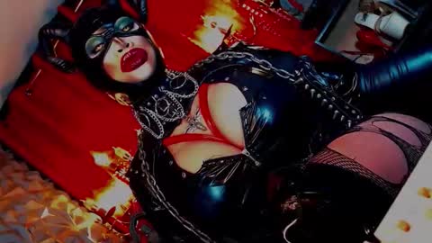 Wanda Luna online show from September 2025 10:55:02 PM