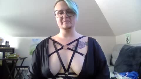 queerlyjaz online show from September 2025 12:12:01 AM