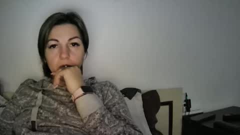 raissa_666 online show from December 2025 10:07:01 PM