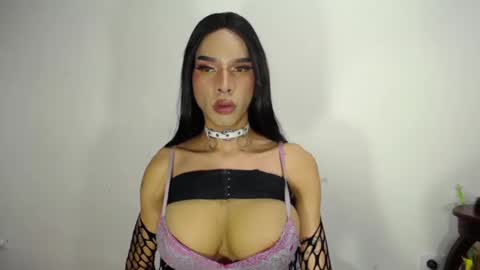 Snapshot of ramonasmit chatting on December 2024 09:45:01 PM RamonaSmit online show from December 2024 09:45:01 PM