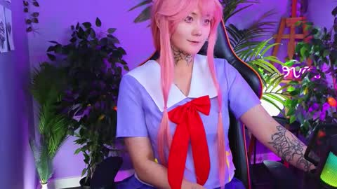 Snapshot of ravens_nest_ chatting on November 2025 04:09:02 PM Raven online show from November 2025 04:09:02 PM