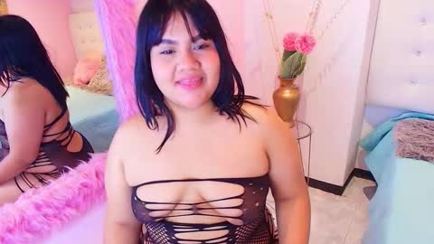 rebeca  online show from September 2025 09:59:02 PM
