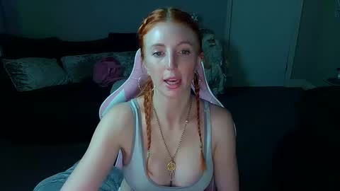 Red -  online show from December 2024 09:49:02 PM