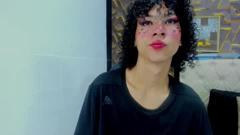 Snapshot of reed_kitty chatting on November 2025 01:23:01 PM reed_kitty online show from November 2025 01:23:01 PM