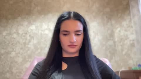 Renata online show from September 2025 11:25:01 AM