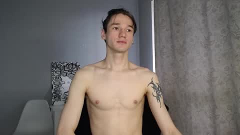 Snapshot of rexxx_erection chatting on November 2025 12:07:01 PM Eugene online show from November 2025 12:07:01 PM