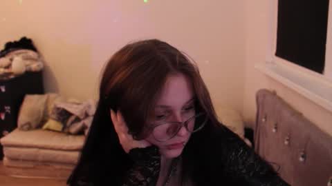 Snapshot of reyreyclub chatting on December 2025 04:01:02 PM reyreyclub online show from December 2025 04:01:02 PM