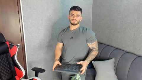 Snapshot of ricardogonzalez666 chatting on January 2025 11:54:01 PM ricardogonzalez666 online show from January 2025 11:54:01 PM