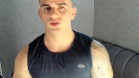 Snapshot of ricardogonzalez666 chatting on January 2025 07:43:01 AM ricardogonzalez666 online show from January 2025 07:43:01 AM