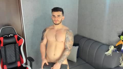Snapshot of ricardogonzalez666 chatting on February 2025 04:26:01 PM ricardogonzalez666 online show from February 2025 04:26:01 PM