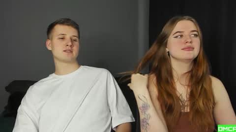 Snapshot of robert_lisa chatting on November 2025 07:40:01 AM Lisa and Robert i am online all days 900 am GMT3 online show from November 2025 07:40:01 AM