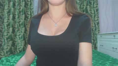 RosalNiils online show from February 2025 05:37:01 PM