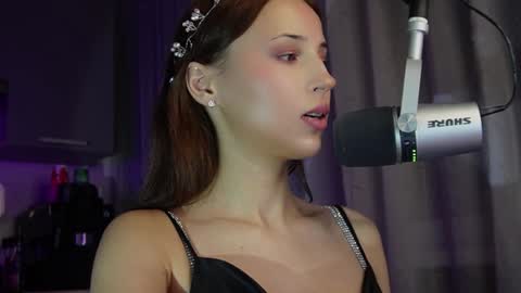 roseess_ online show from January 2025 02:03:01 AM