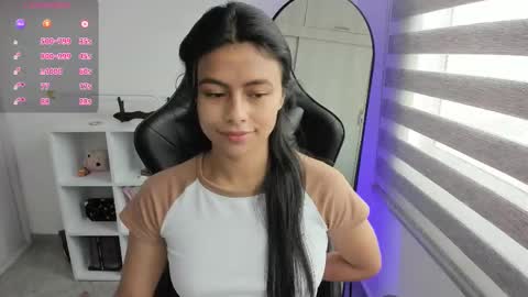 Snapshot of roseparis chatting on October 2025 02:51:02 PM Nat online show from October 2025 02:51:02 PM