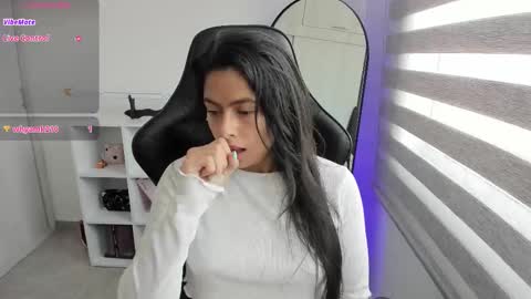 Snapshot of roseparis chatting on October 2025 02:42:02 PM Nat online show from October 2025 02:42:02 PM