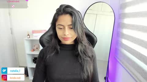 Snapshot of roseparis chatting on November 2025 02:50:01 PM Nat online show from November 2025 02:50:01 PM