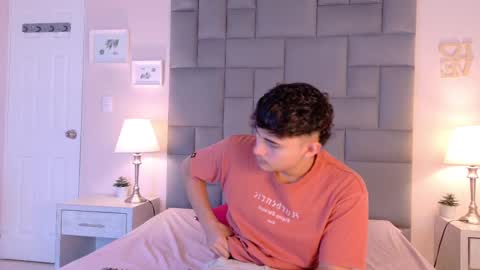 Rosse  Mike online show from September 2025 01:02:02 PM