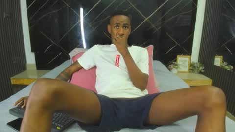 Snapshot of runnyx_09 chatting on October 2025 07:22:02 PM Runnix online show from October 2025 07:22:02 PM