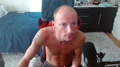 russialoveskm online show from September 2025 01:35:02 PM