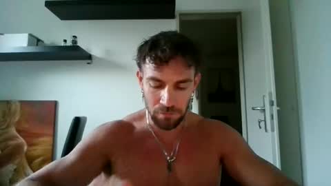 ryan_fit100 online show from September 2025 05:03:02 PM
