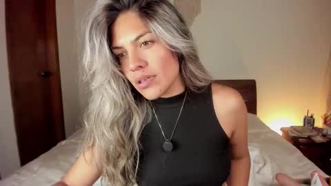 Leslie Beltrn online show from December 2025 05:14:01 AM